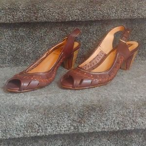 Heeled Strappy Sandals